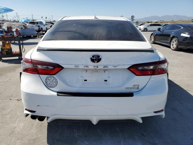 4T1G31AK4PU609389 - 2023 TOYOTA CAMRY SE NIGHT SHADE WHITE photo 6