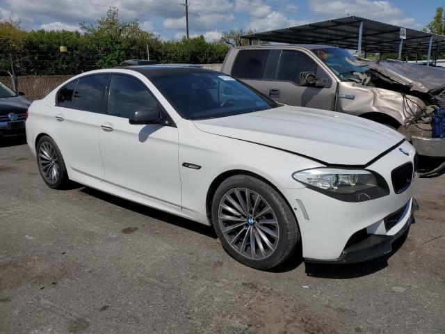 WBAFR9C55BDE81516 - 2011 BMW 550 I WHITE photo 4