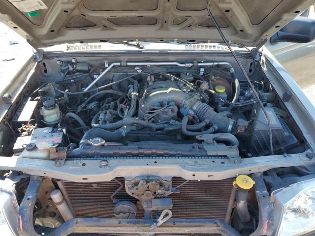 1N6ED29X94C412554 - 2004 NISSAN FRONTIER CREW CAB XE V6 GOLD photo 11