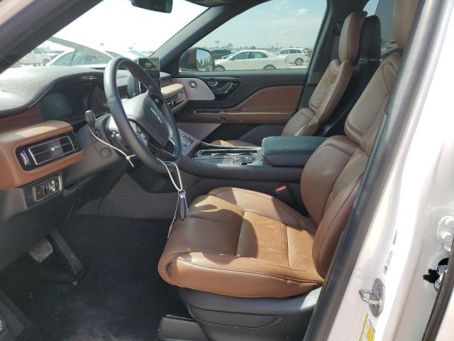 5LM5J7WCXNGL12377 - 2022 LINCOLN AVIATOR RESERVE WHITE photo 7
