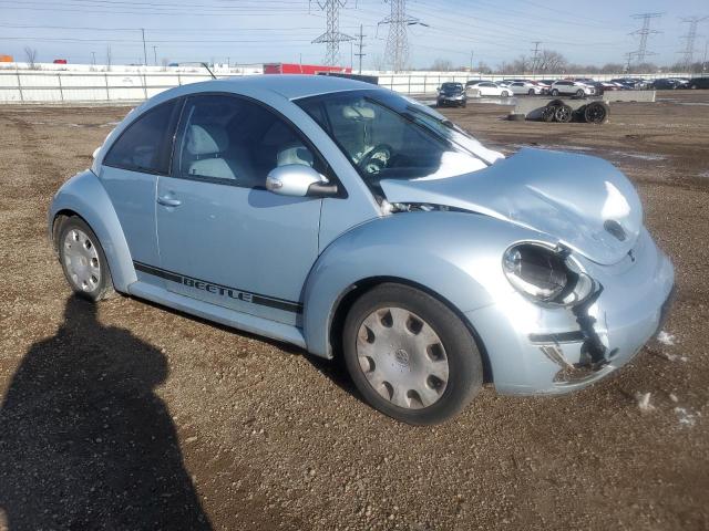 3VWPG3AG8AM007734 - 2010 VOLKSWAGEN NEW BEETLE BLUE photo 4