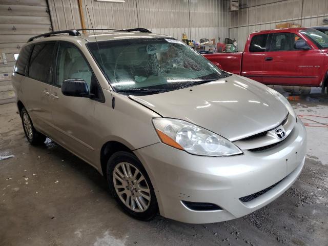 5TDBK23C08S016017 - 2008 TOYOTA SIENNA LE BEIGE photo 4