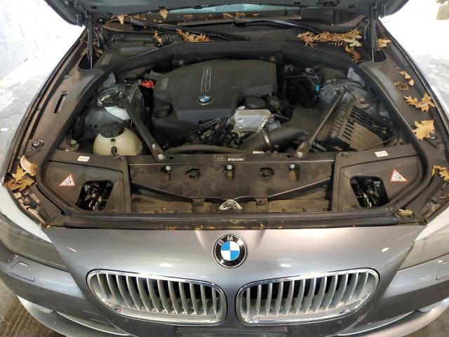 WBAXG5C52CDX02619 - 2012 BMW 528 I GRAY photo 11