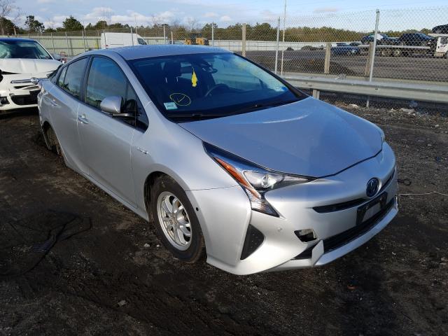 JTDKBRFU2J3583592 - 2018 TOYOTA PRIUS SILVER photo 1