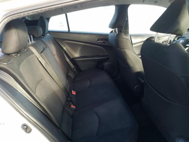 JTDKBRFU2J3583592 - 2018 TOYOTA PRIUS SILVER photo 6