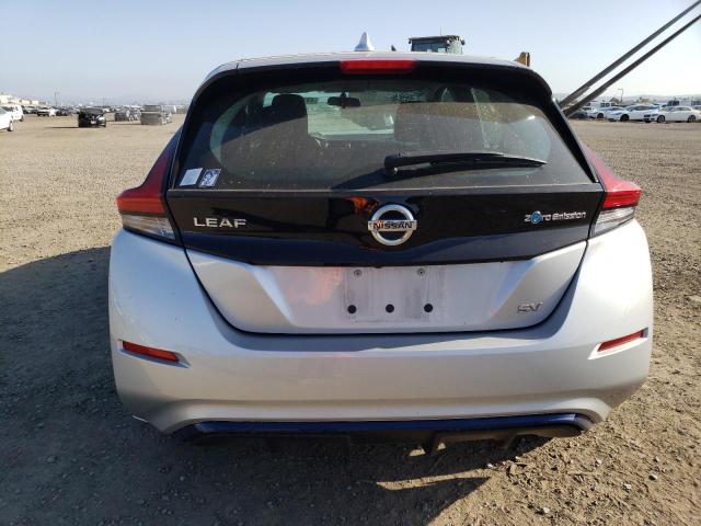 1N4AZ1CP3KC308151 - 2019 NISSAN LEAF S SILVER photo 6