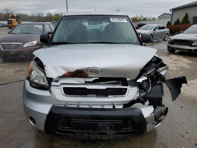 KNDJT2A16B7265725 - 2011 KIA SOUL SILVER photo 5