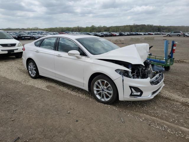 3FA6P0SU7LR132429 - 2020 FORD FUSION TITANIUM WHITE photo 4