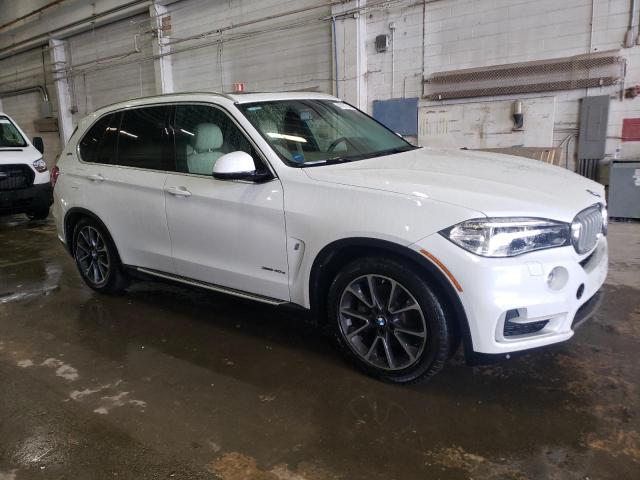 5UXKT0C3XH0V95603 - 2017 BMW X5 XDR40E WHITE photo 4