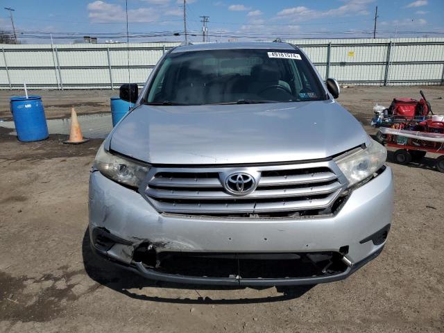 5TDBK3EH7CS109317 - 2012 TOYOTA HIGHLANDER BASE SILVER photo 5