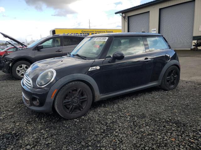 2012 MINI COOPER, 