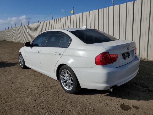 WBAPK5C54AA649192 - 2010 BMW 328 XI SULEV WHITE photo 2