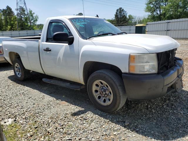 1GCEC14X17Z643845 - 2007 CHEVROLET SILVERADO C1500 CLASSIC WHITE photo 4