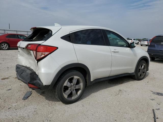 3CZRU5H39JM716931 - 2018 HONDA HR-V LX WHITE photo 3