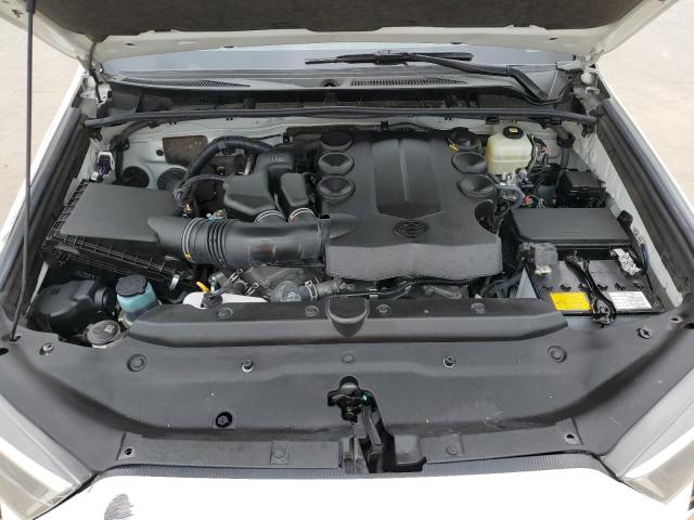 JTEMU5JR8M5919832 - 2021 TOYOTA 4RUNNER SR5/SR5 PREMIUM 白色 照片 11