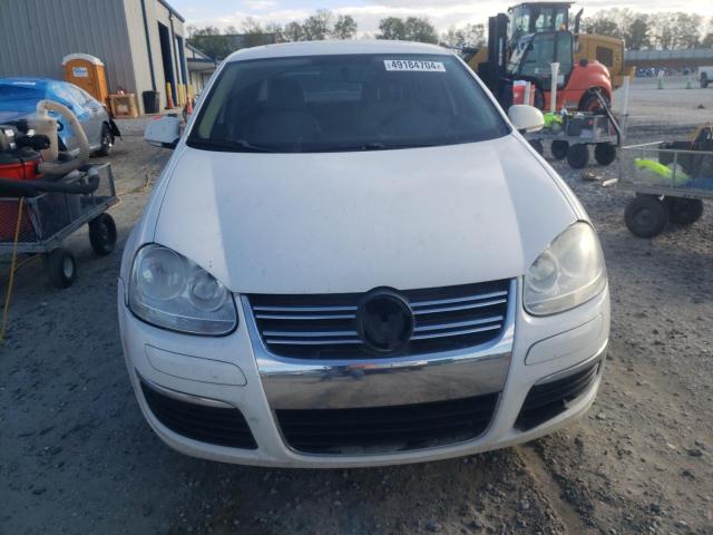 3VWRL7AJ0AM032103 - 2010 VOLKSWAGEN JETTA TDI WHITE photo 5