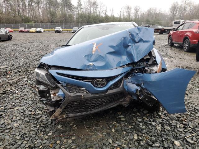 4T1G11AK6PU089962 - 2023 TOYOTA CAMRY SE NIGHT SHADE BLUE photo 5