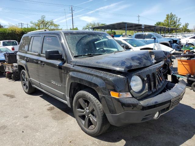 1C4NJPFA1CD704670 - 2012 JEEP PATRIOT LATITUDE BLACK photo 4