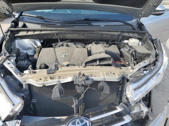 5TDJZRFH9HS426533 - 2017 TOYOTA HIGHLANDER SE SILVER photo 12