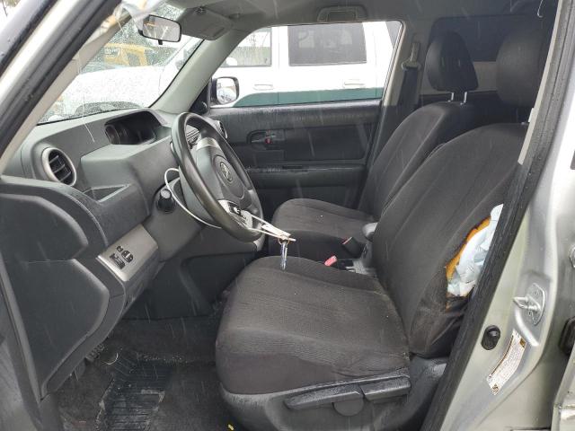 JTLKE50E681004664 - 2008 TOYOTA SCION XB SILVER photo 7