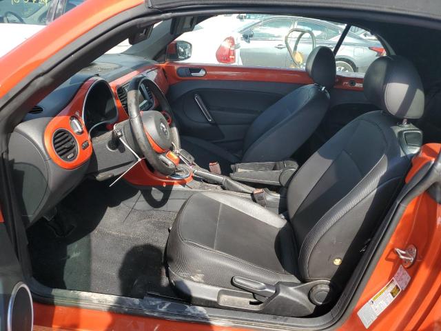 3VW517AT6HM804006 - 2017 VOLKSWAGEN BEETLE S/SE ORANGE photo 7