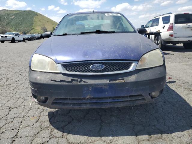 1FAHP34N36W256389 - 2006 FORD FOCUS ZX4 BLUE photo 5