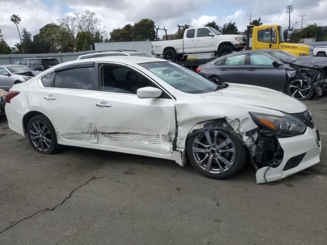 1N4AL3AP6JC156056 - 2018 NISSAN ALTIMA 2.5 أبيض صورة 4