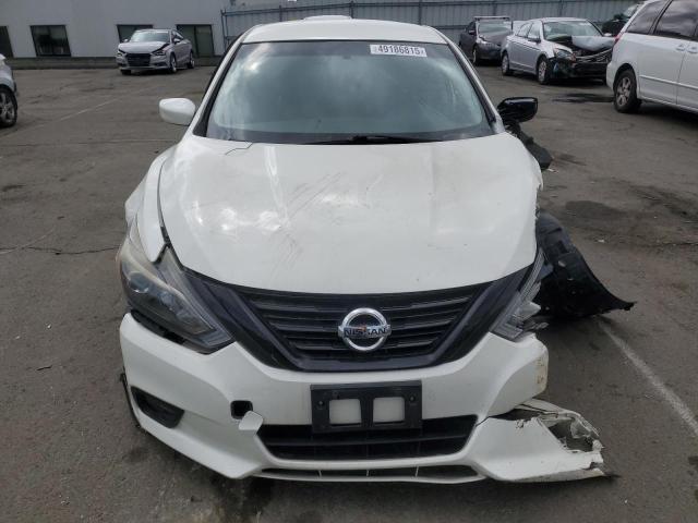 1N4AL3AP6JC156056 - 2018 NISSAN ALTIMA 2.5 أبيض صورة 5