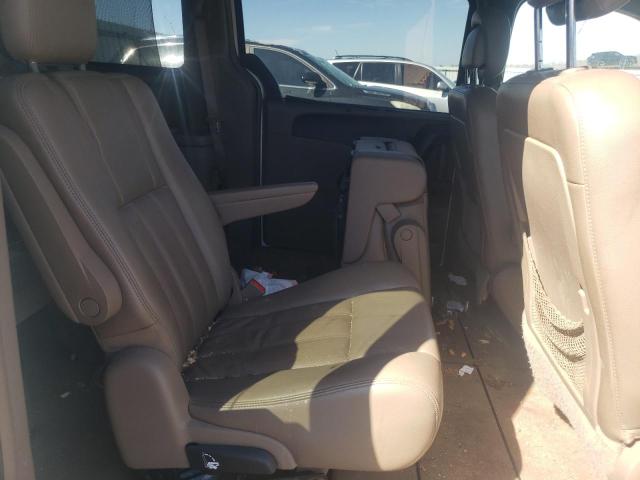 2A4RR8DG8BR764247 - 2011 CHRYSLER TOWN & COU TOURING L WHITE photo 11