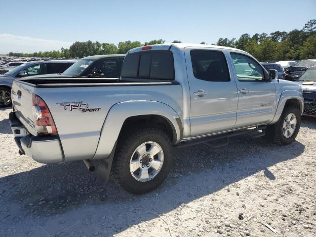 5TFJU4GN8BX011968 - 2011 TOYOTA TACOMA DOUBLE CAB PRERUNNER SILVER photo 3