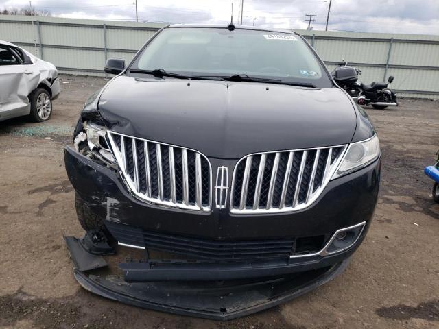 2LMDJ8JK4DBL08547 - 2013 LINCOLN MKX BLACK photo 5