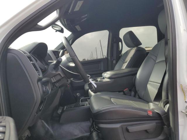 3C6UR5CL2RG325226 - 2024 RAM 2500 TRADESMAN Սպիտակ լուսանկար 7