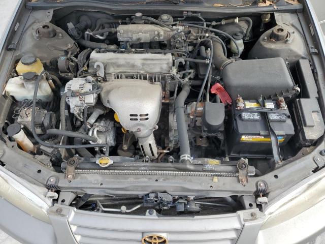 4T1BG22K1WU213034 - 1998 TOYOTA CAMRY CE GRAY photo 11