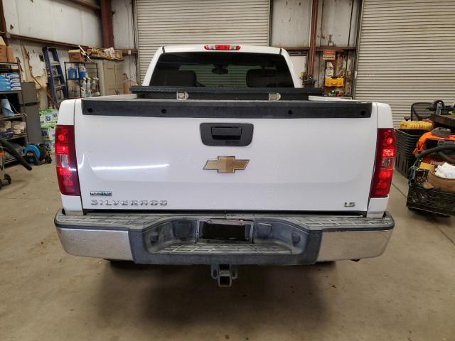 1GCRCREA1BZ388018 - 2011 CHEVROLET SILVERADO C1500  LS WHITE photo 6