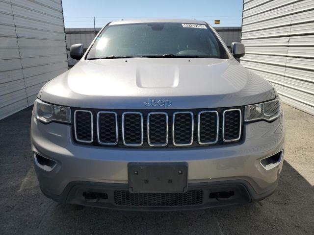 1C4RJFAG5LC153690 - 2020 JEEP GRAND CHER LAREDO GRAY photo 5