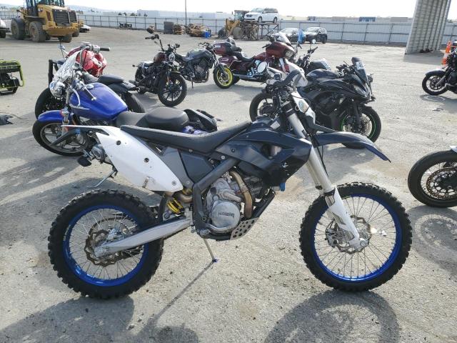 VBKHAJ40XAM256347 - 2010 HUSABERG FE390 TWO TONE photo 1