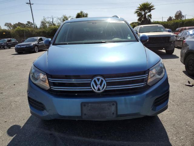 WVGRV7AX4HW500194 - 2017 VOLKSWAGEN TIGUAN WOLFSBURG BLUE photo 5