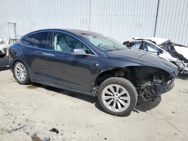 5YJXCDE29KF158932 - 2019 TESLA MODEL X GRAY photo 4