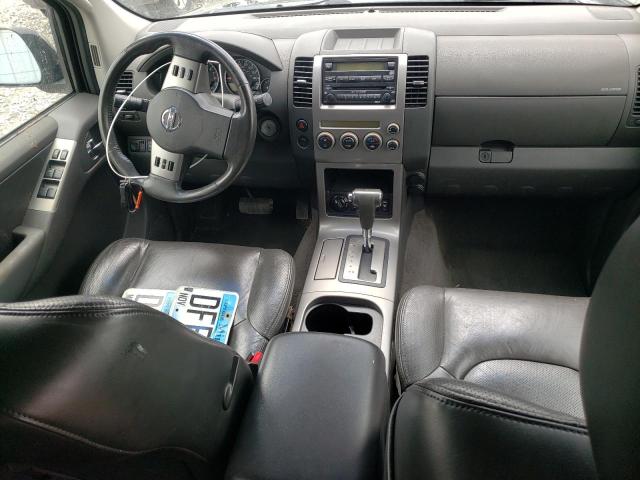5N1AR18WX6C682560 - 2006 NISSAN PATHFINDER LE 黑色 照片 8