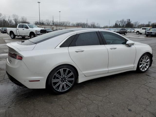 3LN6L2G9XDR818449 - 2013 LINCOLN MKZ WHITE photo 3