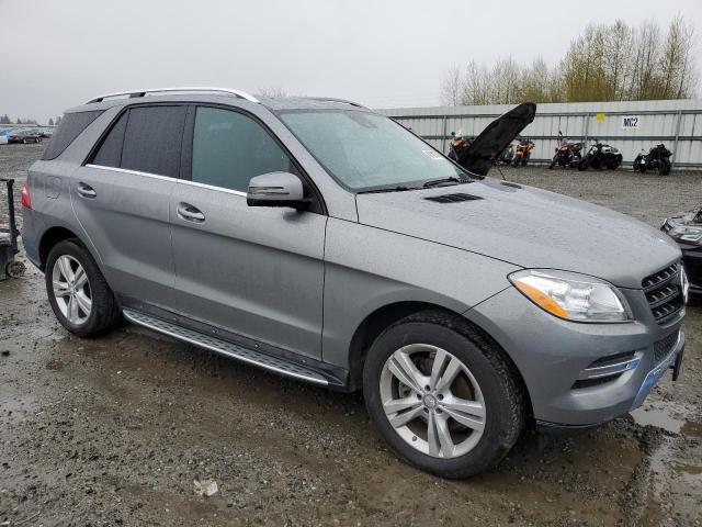 4JGDA5HB5DA189810 - 2013 MERCEDES-BENZ ML 350 4MATIC GRAY photo 4