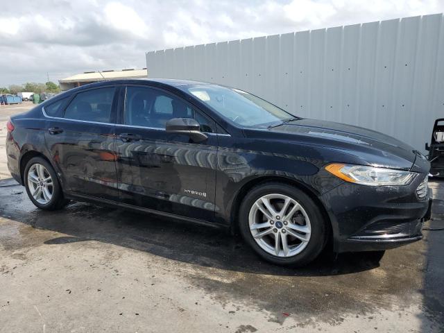 3FA6P0LU9JR135621 - 2018 FORD FUSION SE HYBRID BLACK photo 4