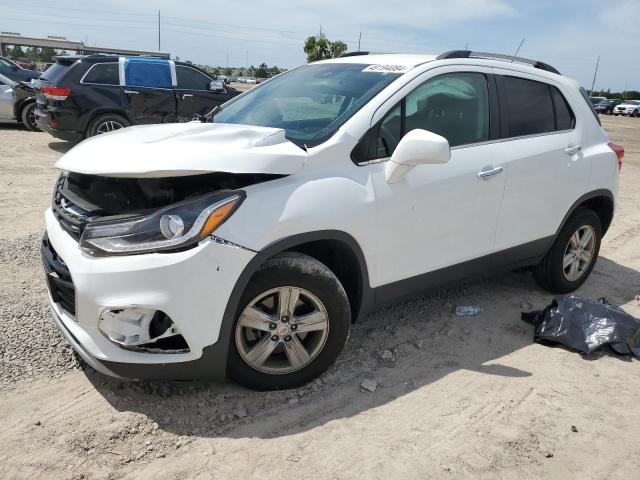 KL7CJPSB6JB610389 - 2018 CHEVROLET TRAX 1LT WHITE photo 1