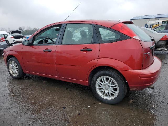 3FAFP37N95R127996 - 2005 FORD FOCUS ZX5 RED photo 2