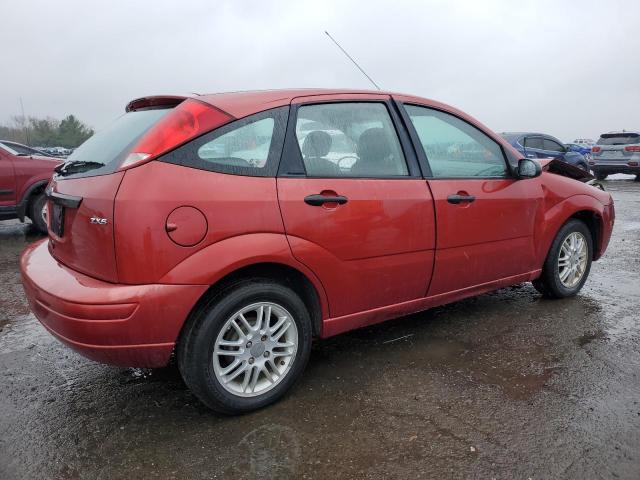 3FAFP37N95R127996 - 2005 FORD FOCUS ZX5 RED photo 3