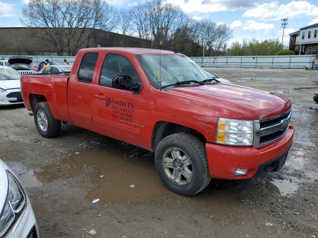 2GCEK19J881265704 - 2008 CHEVROLET COLORADO K1500 RED photo 4