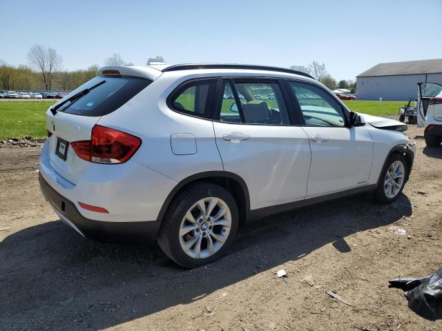 WBAVL1C54DVR87640 - 2013 BMW X1 XDRIVE28I WHITE photo 3