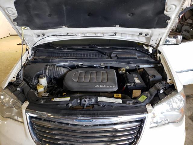 2A4RR8DG3BR780288 - 2011 CHRYSLER TOWN AND C TOURING L WHITE photo 11