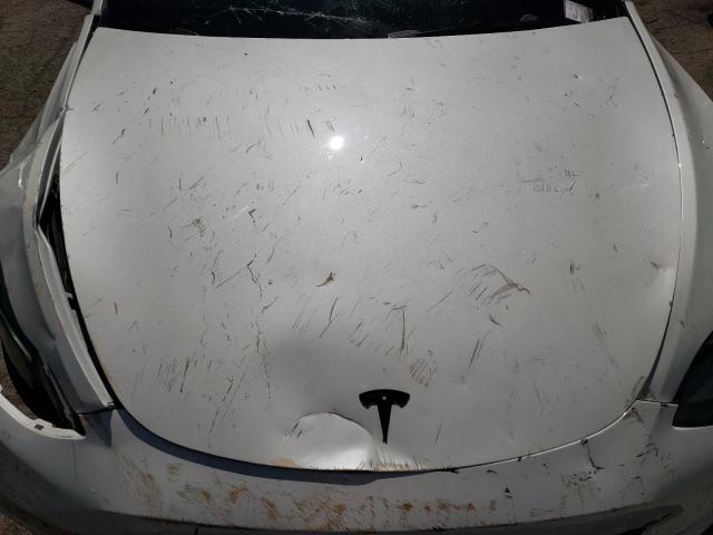 7SAYGDEE7PF815529 - 2023 TESLA MODEL Y WHITE photo 11