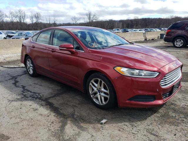 3FA6P0H75FR250761 - 2015 FORD FUSION SE RED photo 4